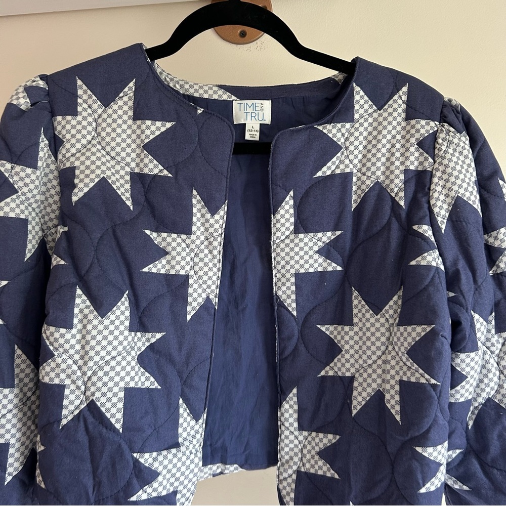 Time‎ and Tru Women's Blue Quilted Jacket Large